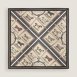 エルメス HERMES COUVERTURES ET TENUES DE JOUR BANDANA H243507S　カレジェアン140 ショール エルメス HERMES COUVERTURES ET TENUES DE JOUR BANDANA H243507S